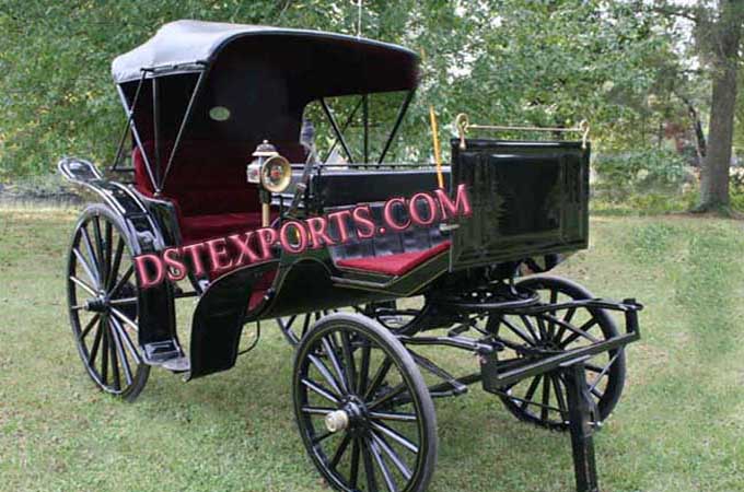 Elegent Black Two Seater Carriages