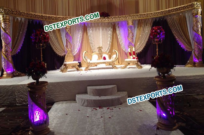 Elegant Muslim Wedding Golden Stage Set