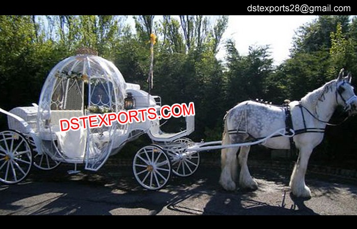 European Glass Cinderella Horse Carriage