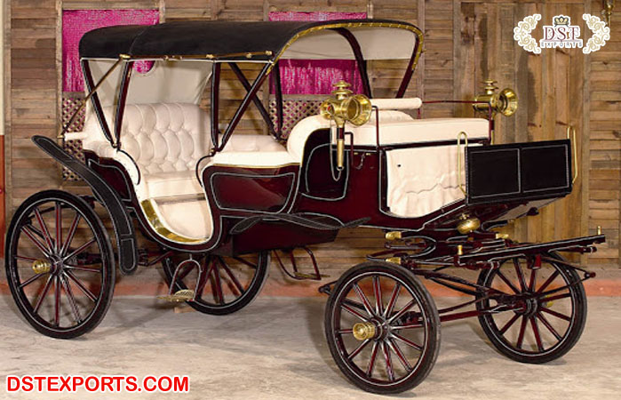 Victorian Vintage Style Horse Drawn Carriage