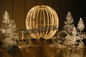 Fully Lighted Cinderella Carriages